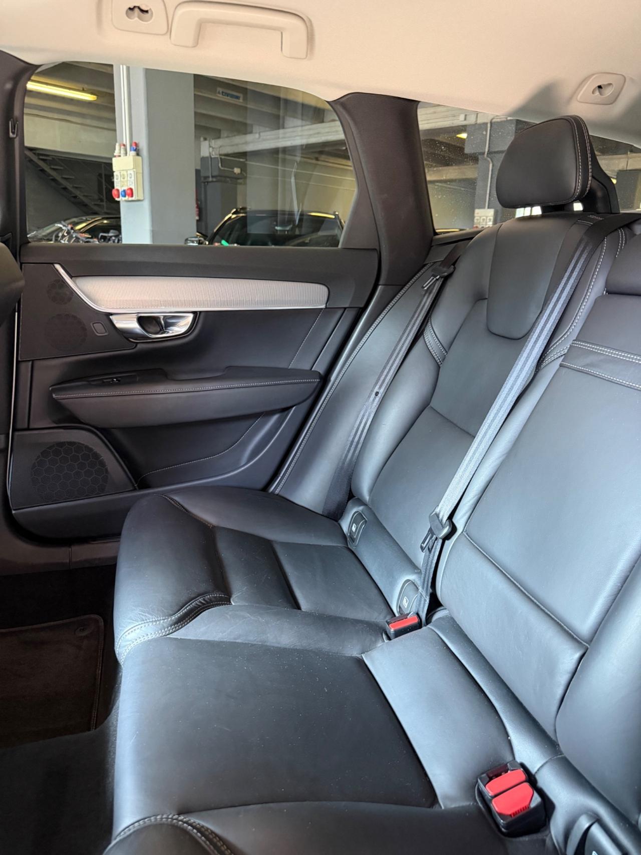 Volvo V90 D4 EU6B INSCRIPTION KMCERT GARANZ