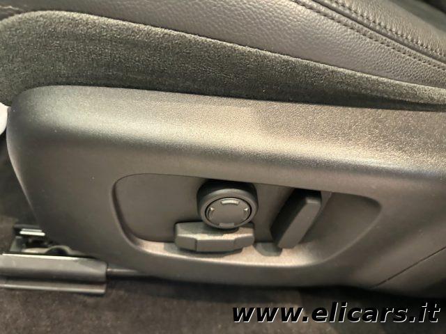 LAND ROVER Range Rover Evoque 2.0D I4 180 CV AWD Auto R-Dynamic SE