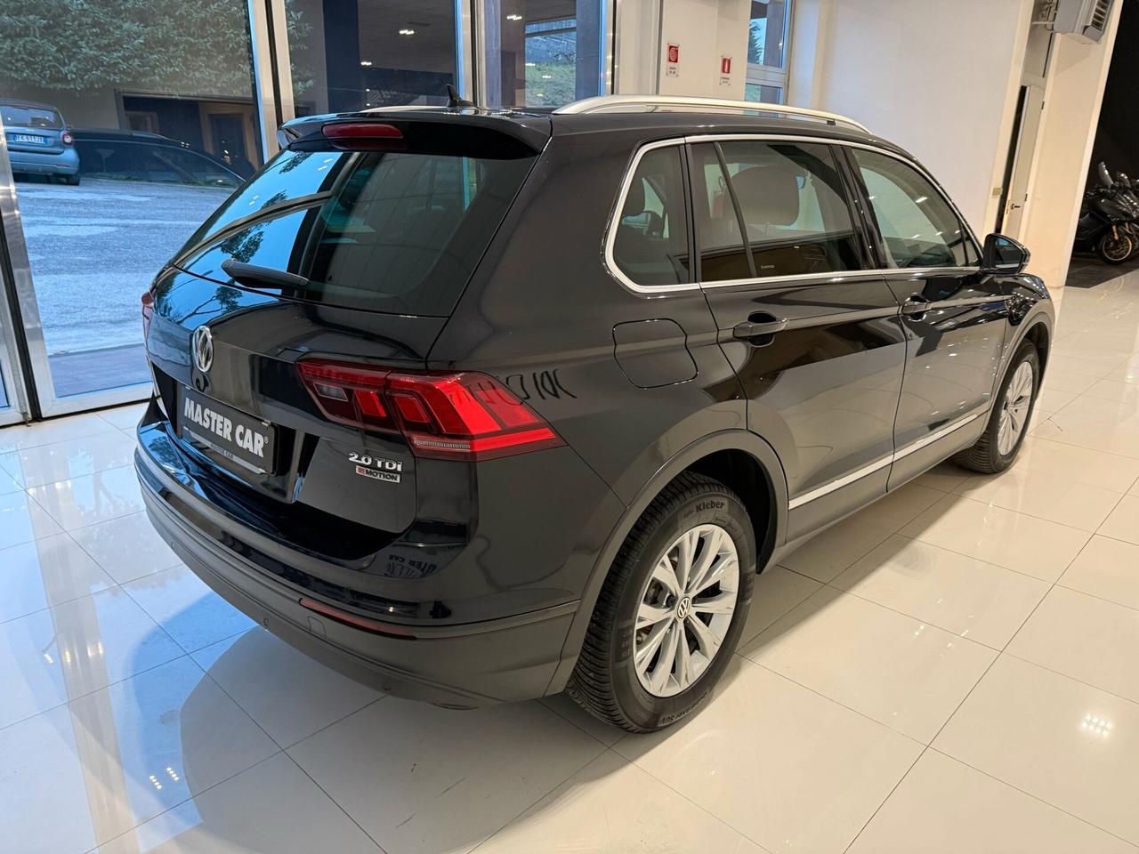 Volkswagen Tiguan 2.0 TDI 4MOTION Business BMT