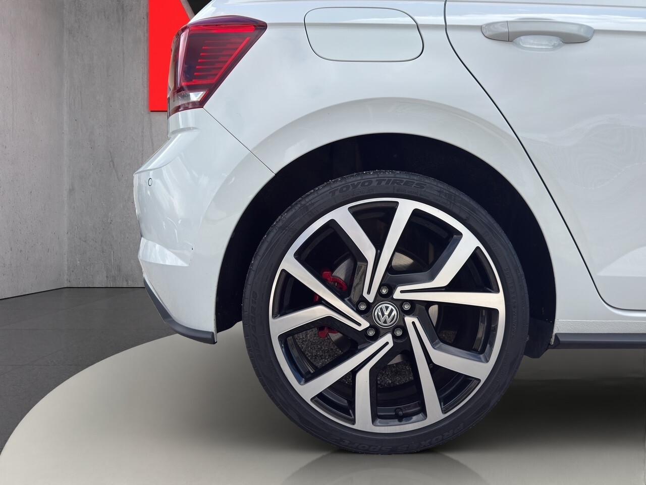 Volkswagen Polo 2.0 TSI DSG GTI BlueMotion Technology