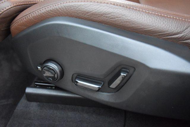 VOLVO XC60 B4 (d) Geartronic Inscription