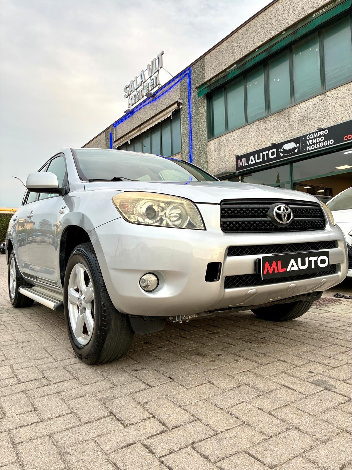 Toyota RAV 4 RAV4 2.2 D-4D 136 CV DPF Luxury