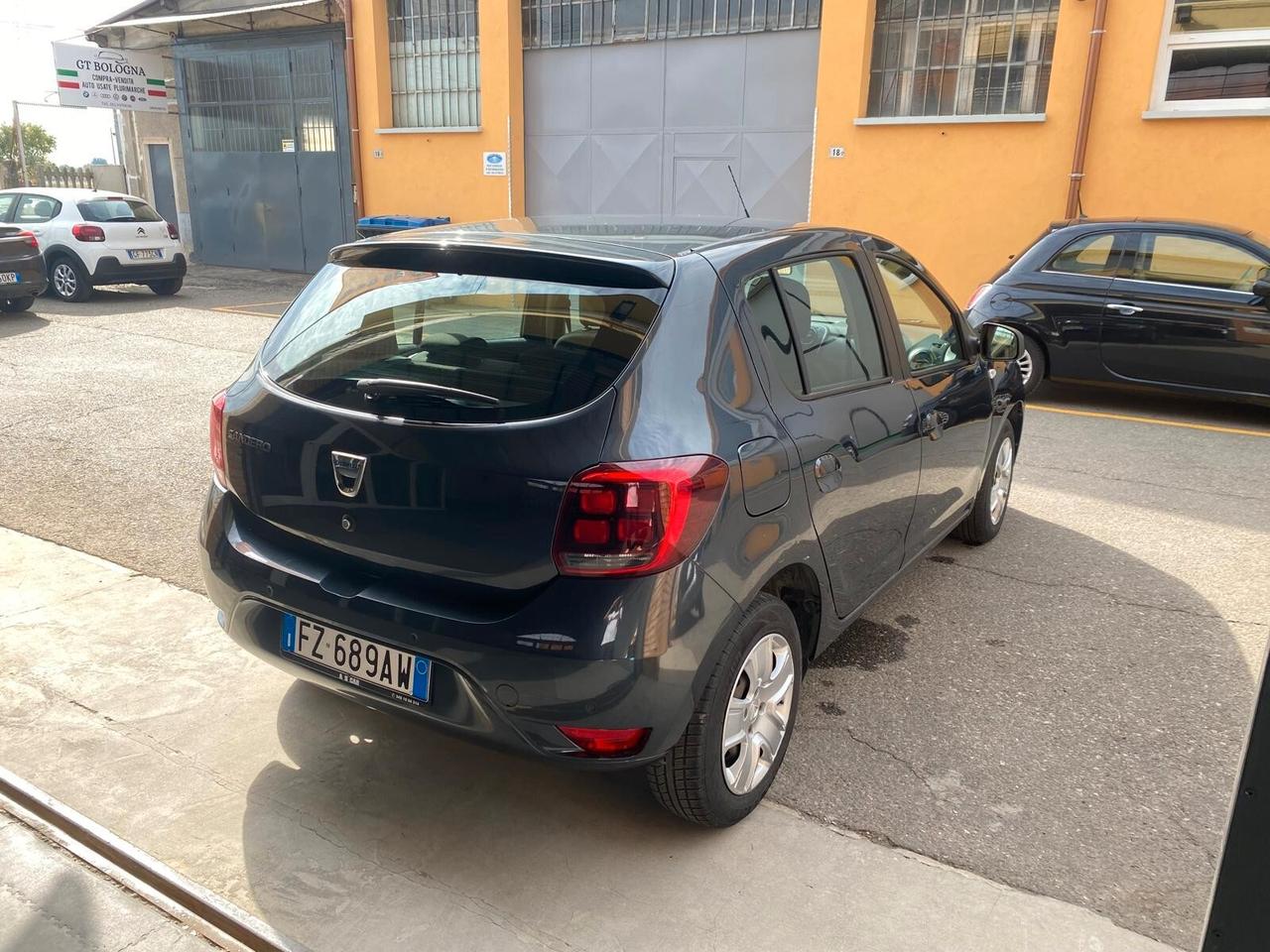 Dacia Sandero Streetway Comfort 73cv - 1 PROPR. - OK NEOPATENTATI - GARANZIA 12 MESI