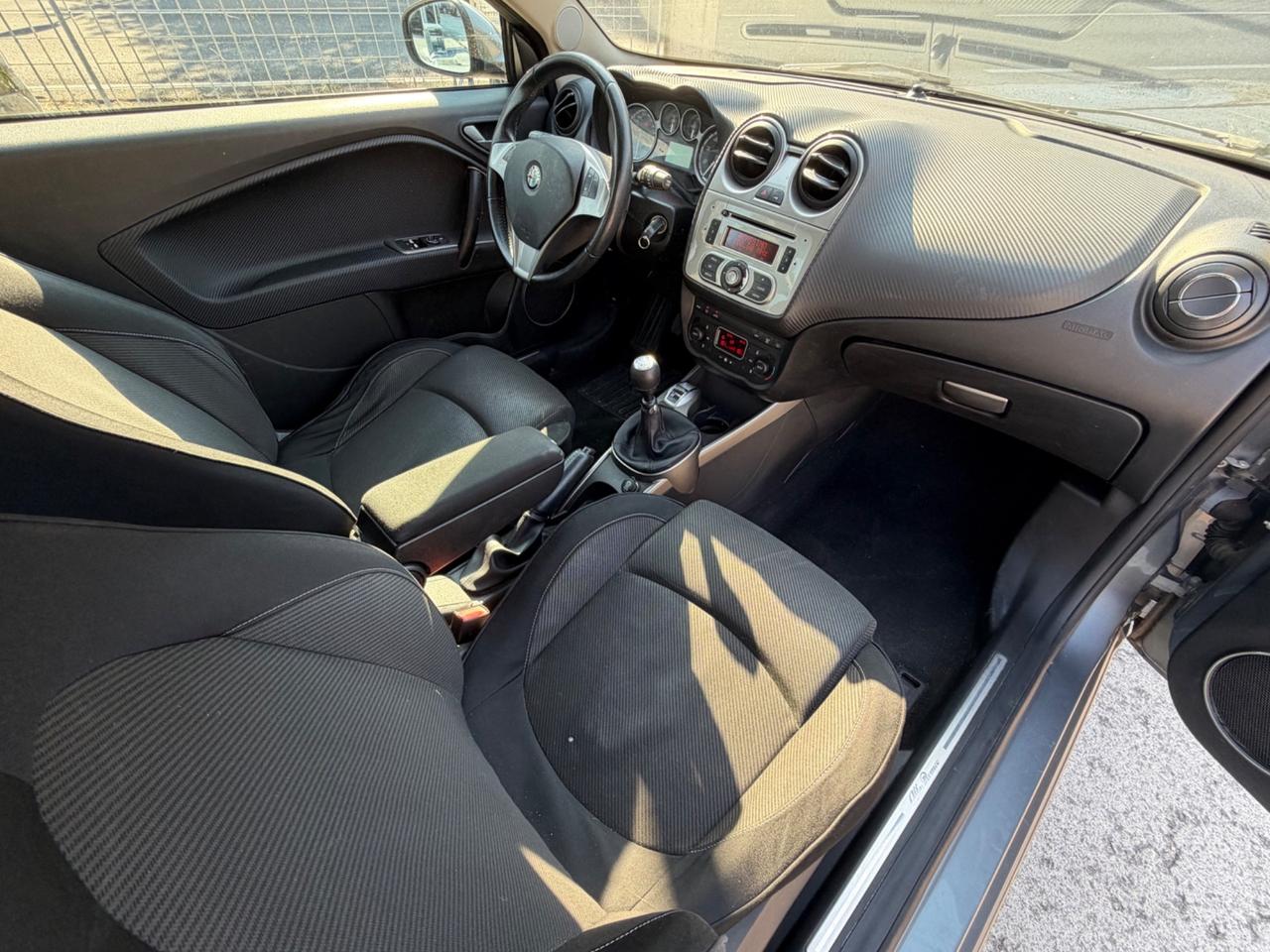 Alfa Romeo MiTo 1.4 105 CV M.air Distinctive Premium Pack
