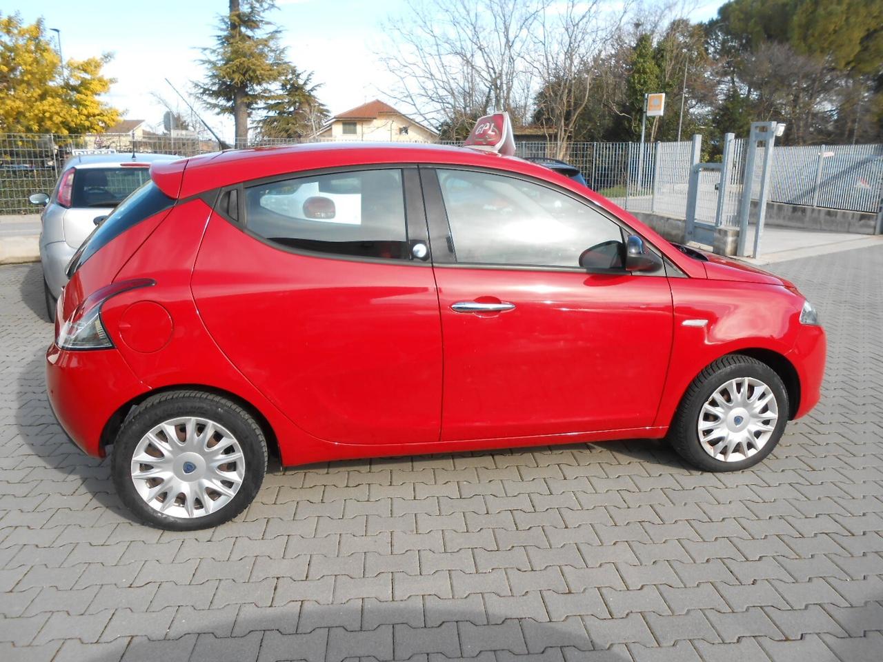 Lancia Ypsilon 1.2 69 CV 5 porte GPL Ecochic Gold (KM. 89.000)