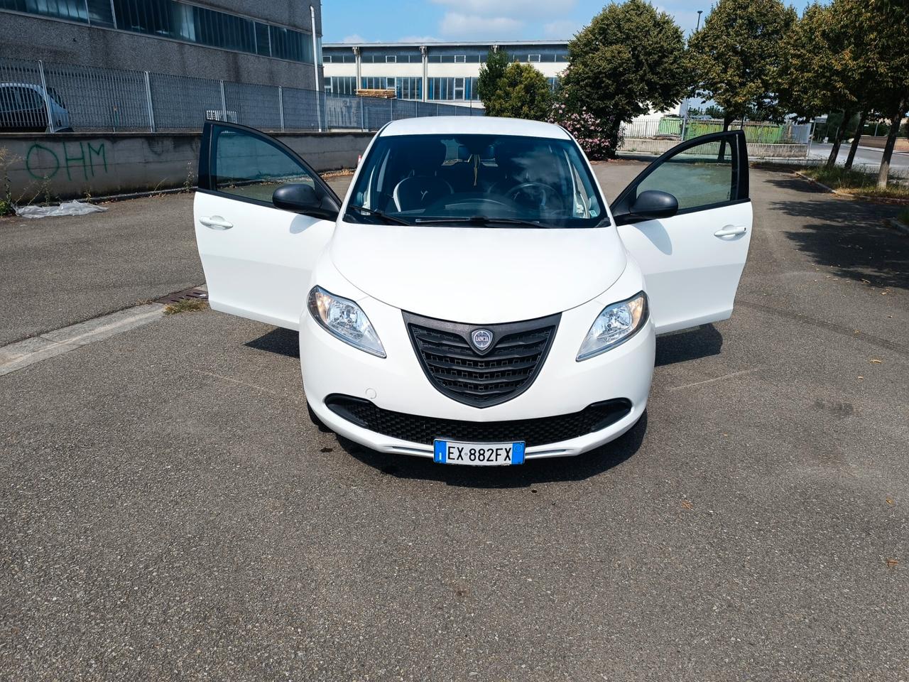 Lancia Ypsilon 1.2 5 porte del 14 NEOPATENTATI