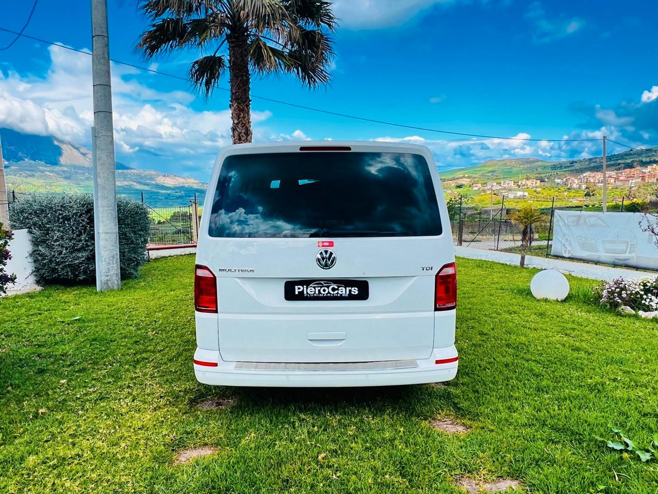 VOLKSWAGEN MULTIVAN 150 CV AUTOMATICA 7 POSTI