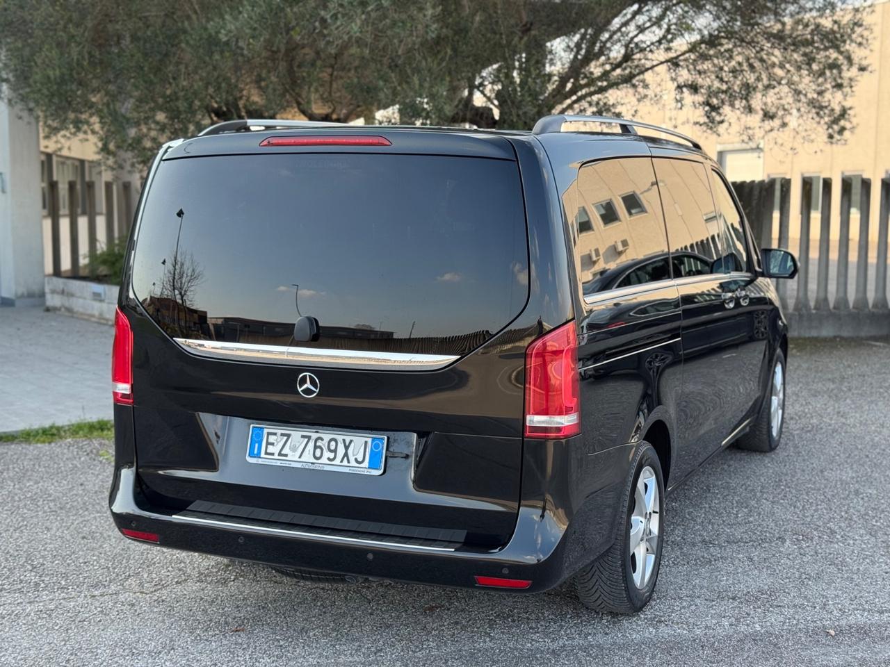 Mercedes V 220 CDI Premium Long 8 Posti