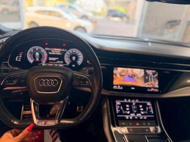 Audi Q8 50 TDI 286 CV quattro tiptronic Sport
