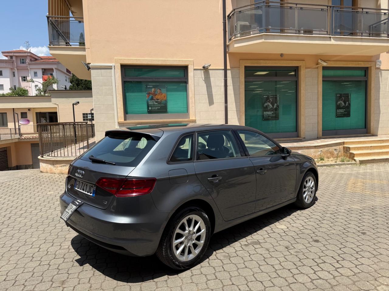 Audi A3 1.6 TDI ultra Attraction