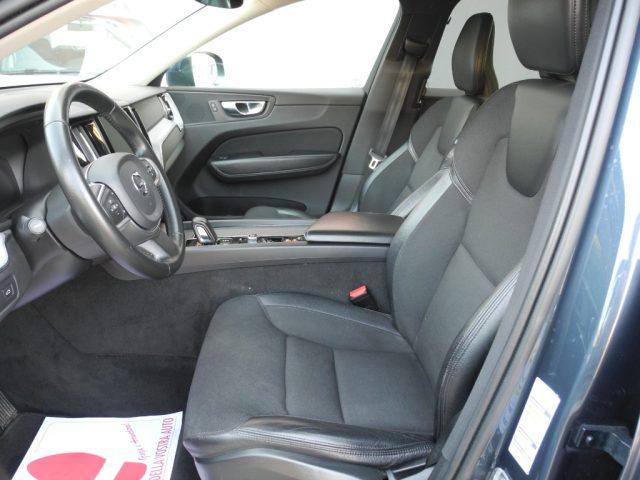 VOLVO XC60 2.0 D AWD Geartronic Business Plus Hybrid autom.