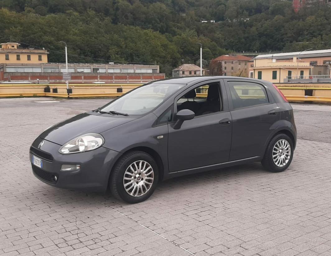 Fiat Grande Punto FORD FIESTA 1.0 EcoBoost ST-Line – NEOPATENTATI CONDIZIONI IMPECCABILI Bellissima