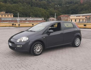 Fiat Grande Punto FORD FIESTA 1.0 EcoBoost ST-Line – NEOPATENTATI CONDIZIONI IMPECCABILI Bellissima