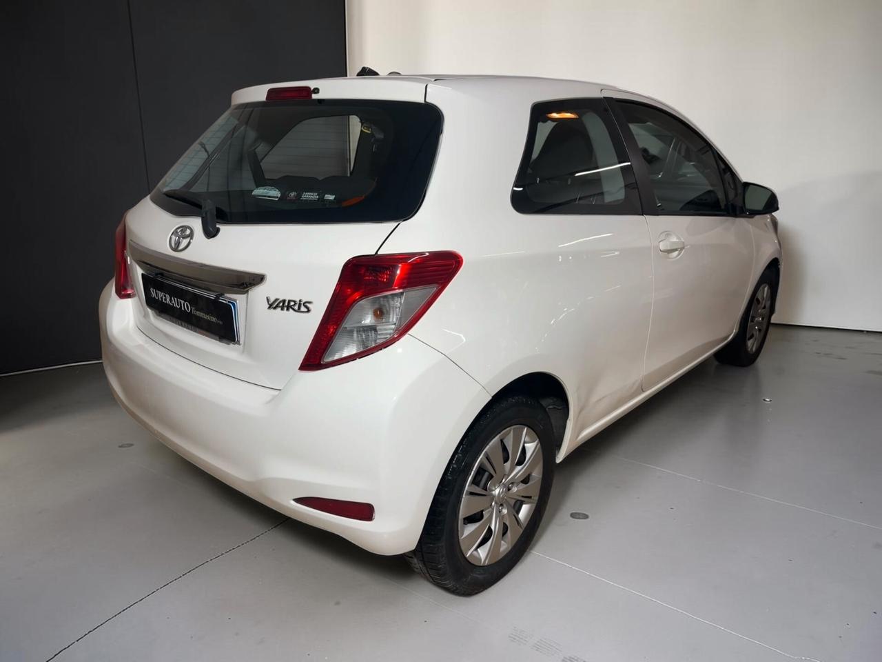 Toyota Yaris 1.0 Active Perfetta