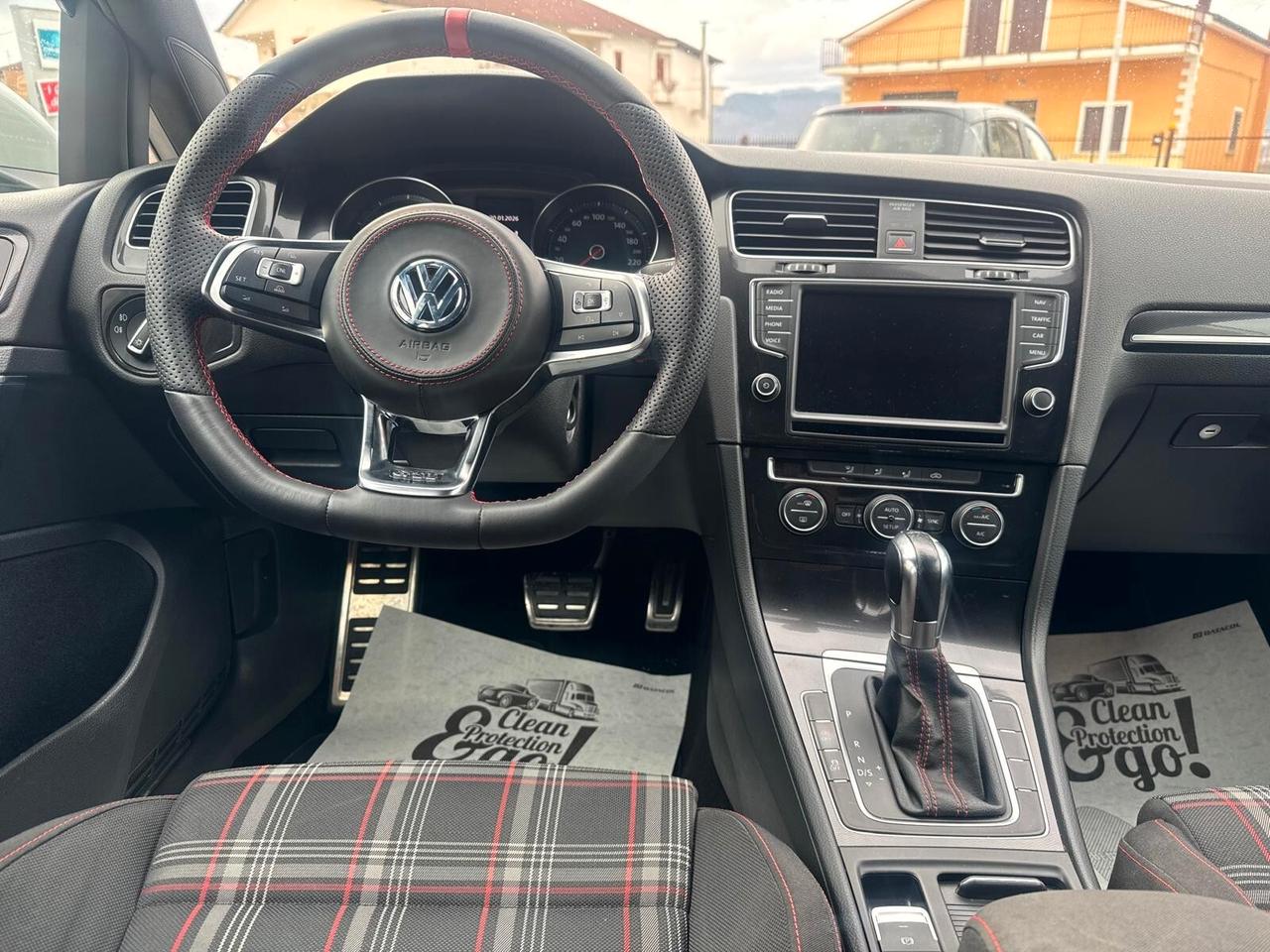 Volkswagen Golf GTI 2.0 DSG 5p. Garanzia