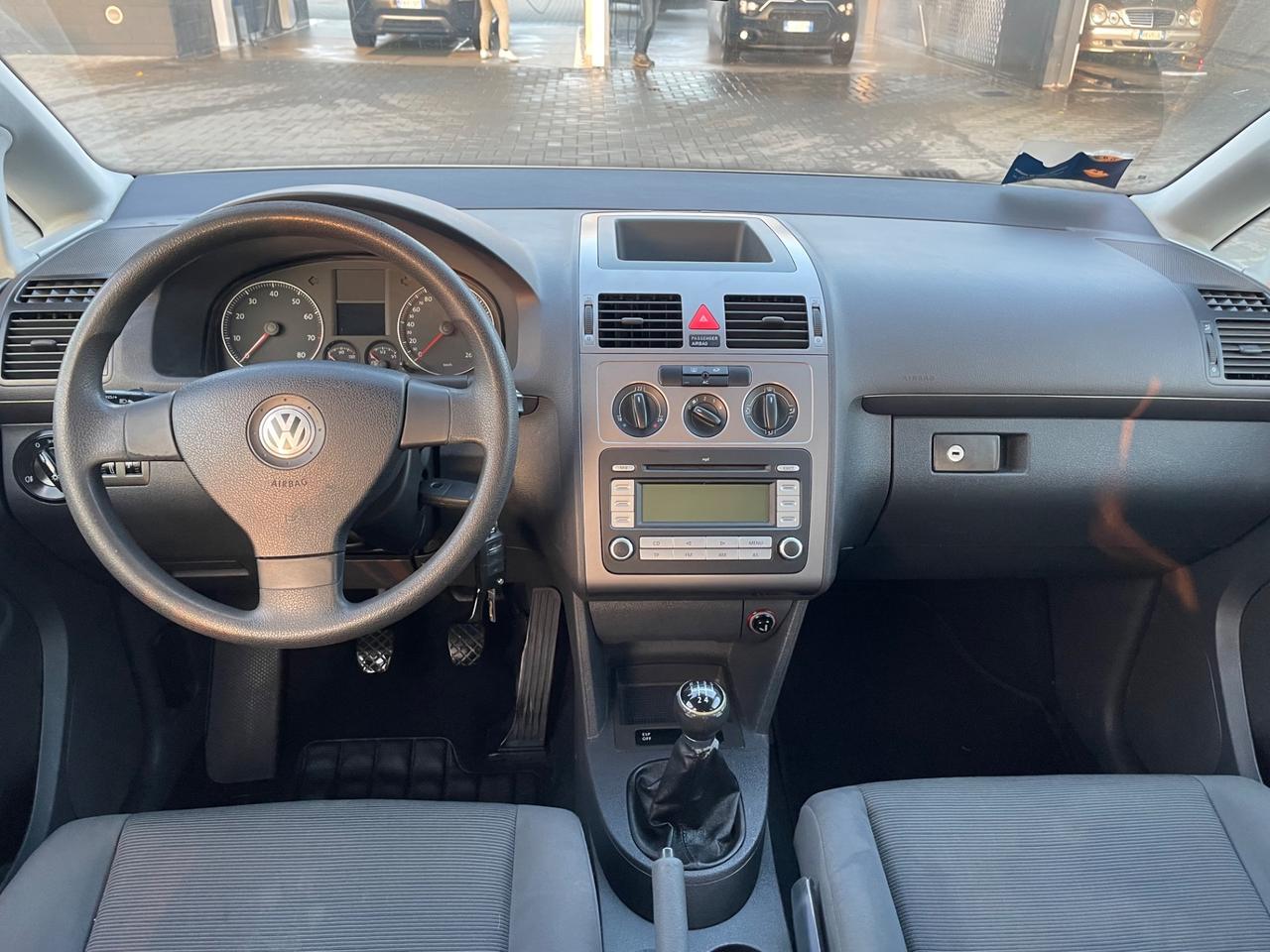 Volkswagen Touran 2.0 metano Conceptline Ecofuel