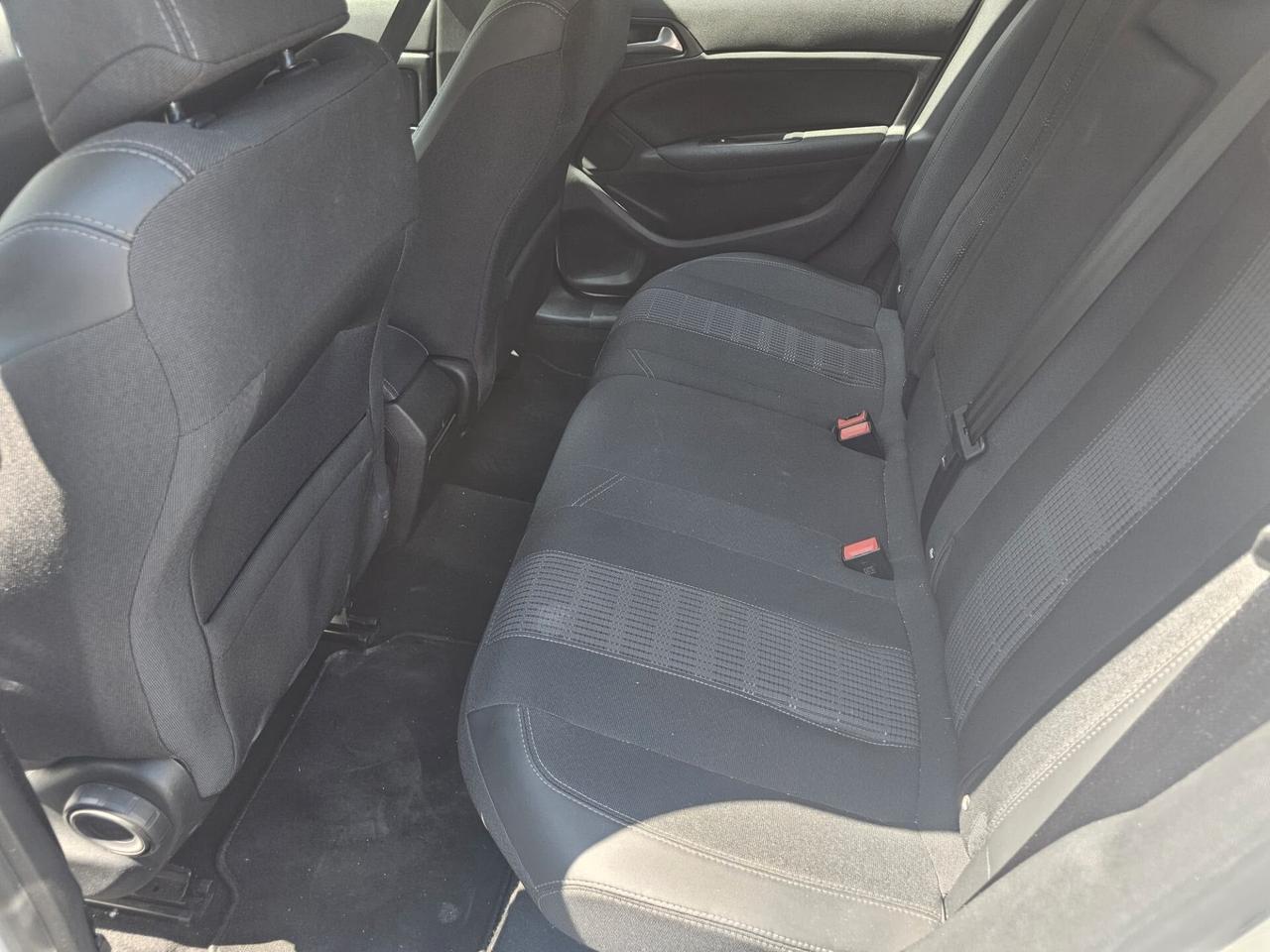 Peugeot 308 BlueHDi 150 S&S SW Business