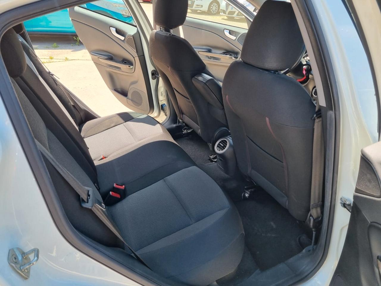 Alfa Romeo Giulietta 1.6 JTDm-2 105 CV Distinctive