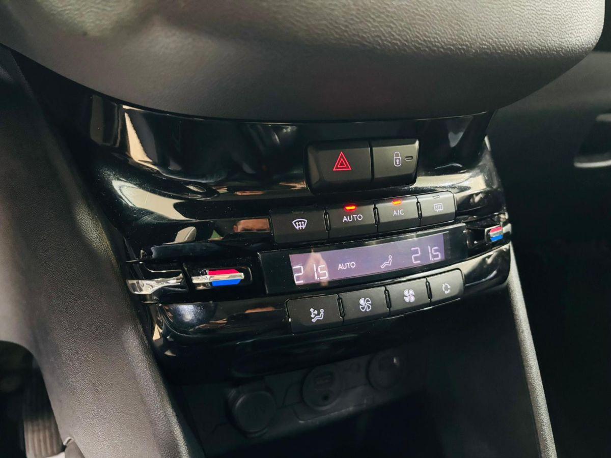 Peugeot 208 1.6 VTi 120 cv 5p. Allure Navi