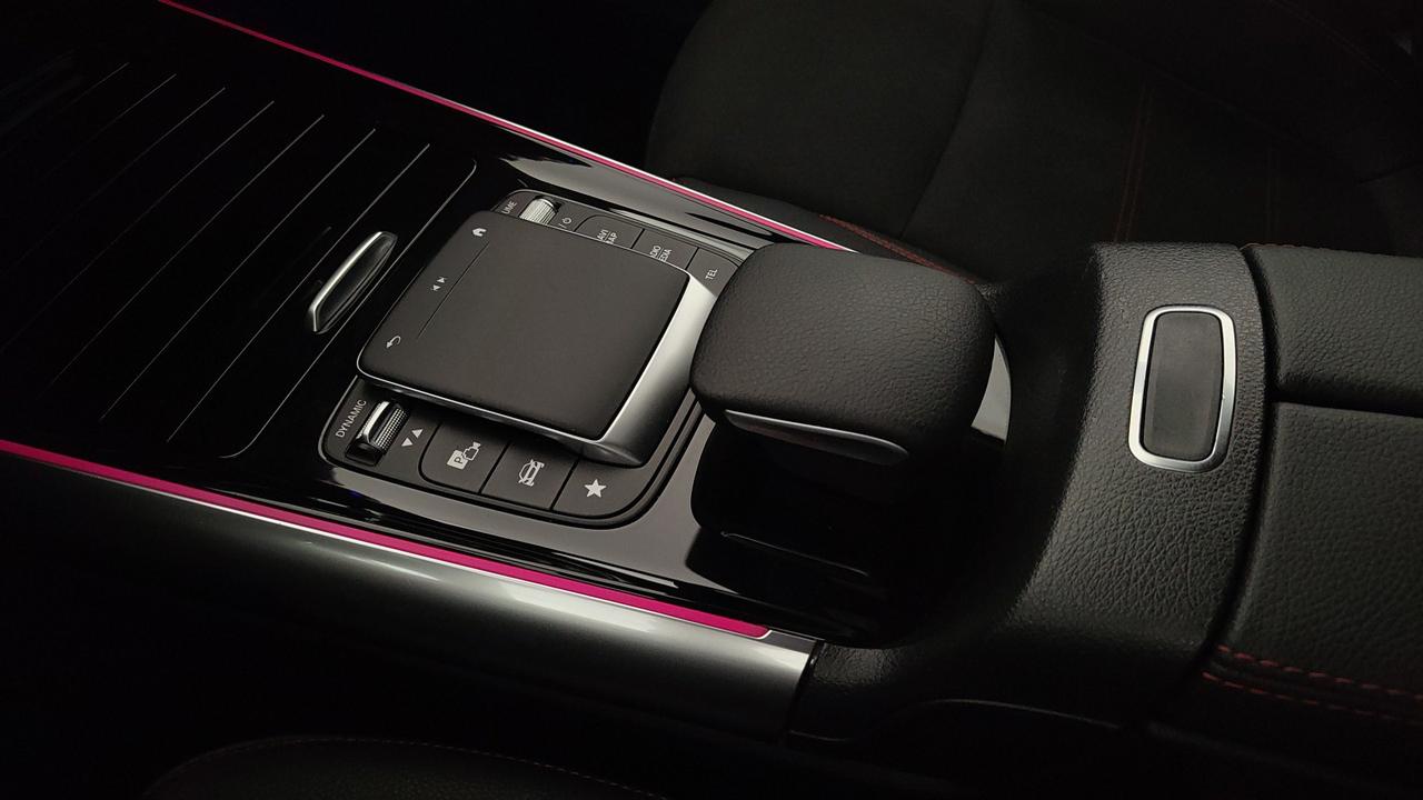 Mercedes-Benz GLA 220 d Premium 4matic auto