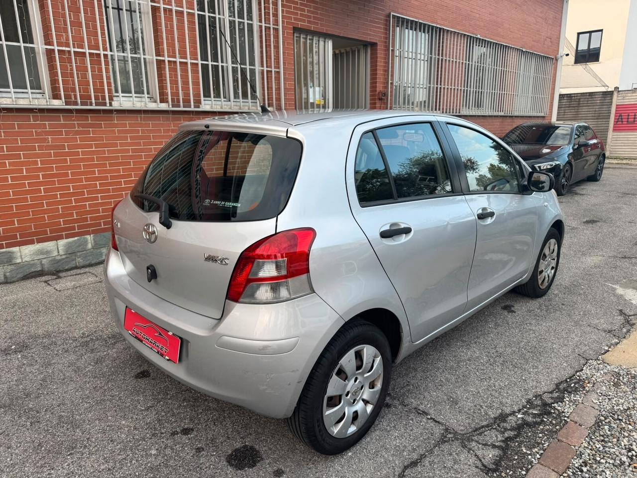 Toyota Yaris 1.0 69CV