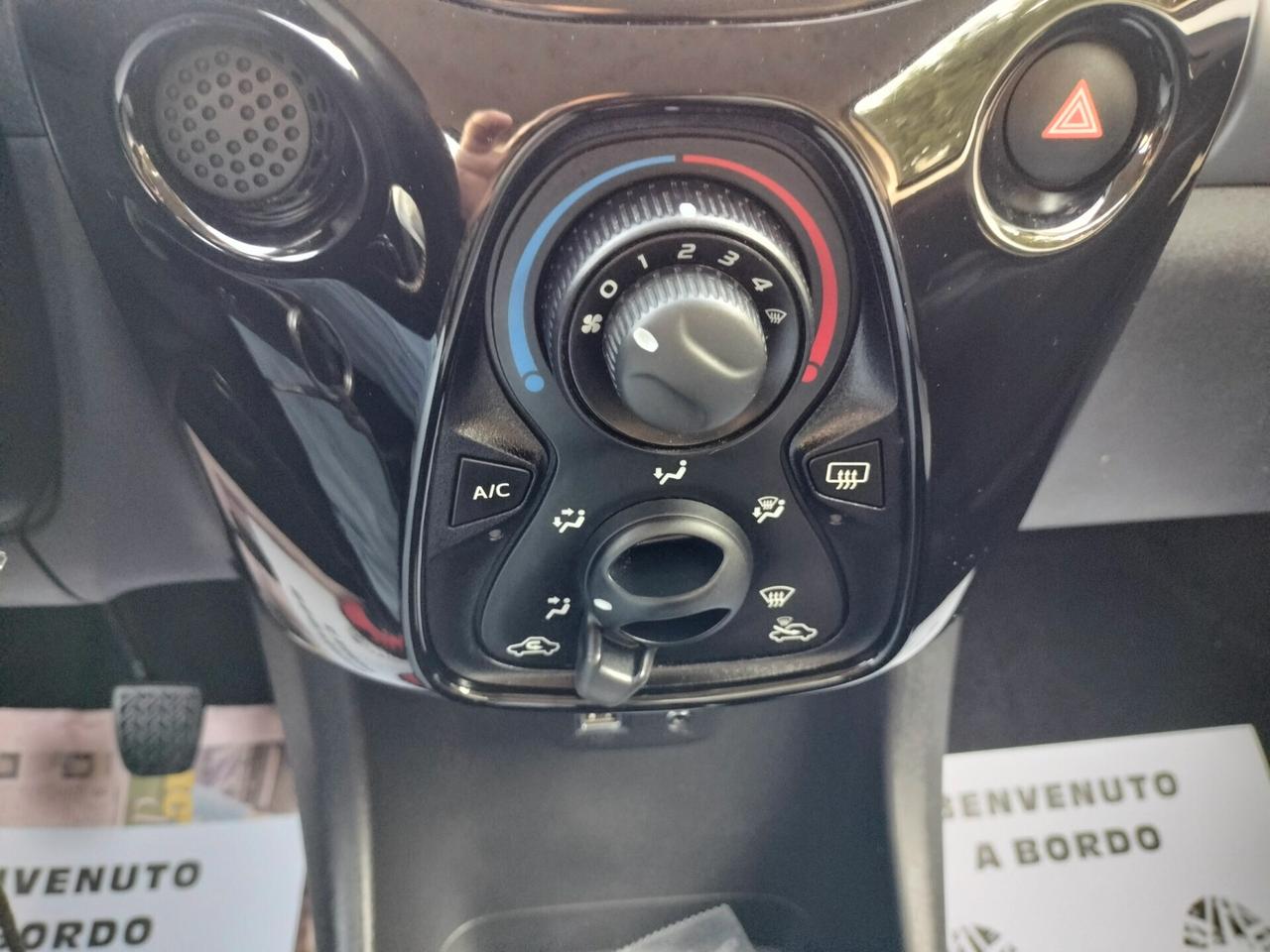 Citroen C1 VTi 68 5 porte Shine