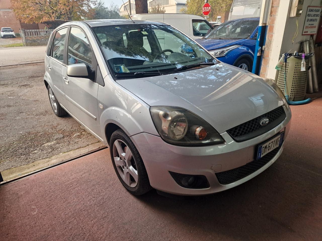 Ford Fiesta 1.4 16V 3p. Ghia