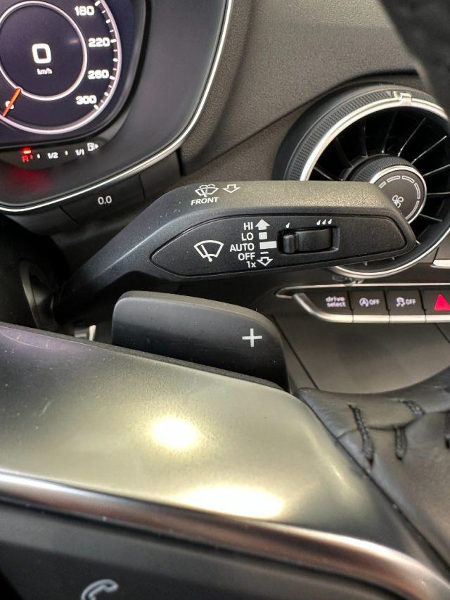 AUDI TT Roadster 40 TFSI S line S tronic - Navi