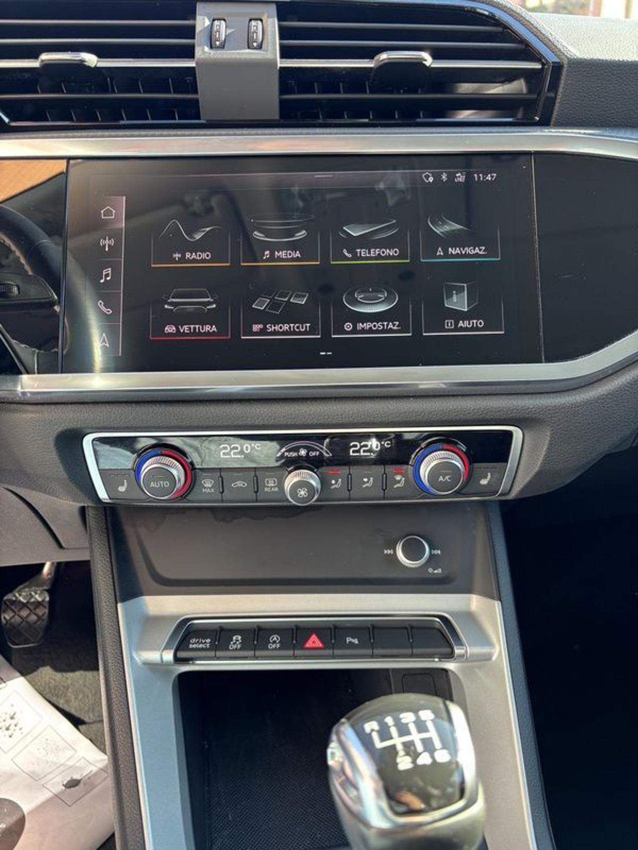 Audi Q3 35 TFSI LED-PELLE-NAVI-18"