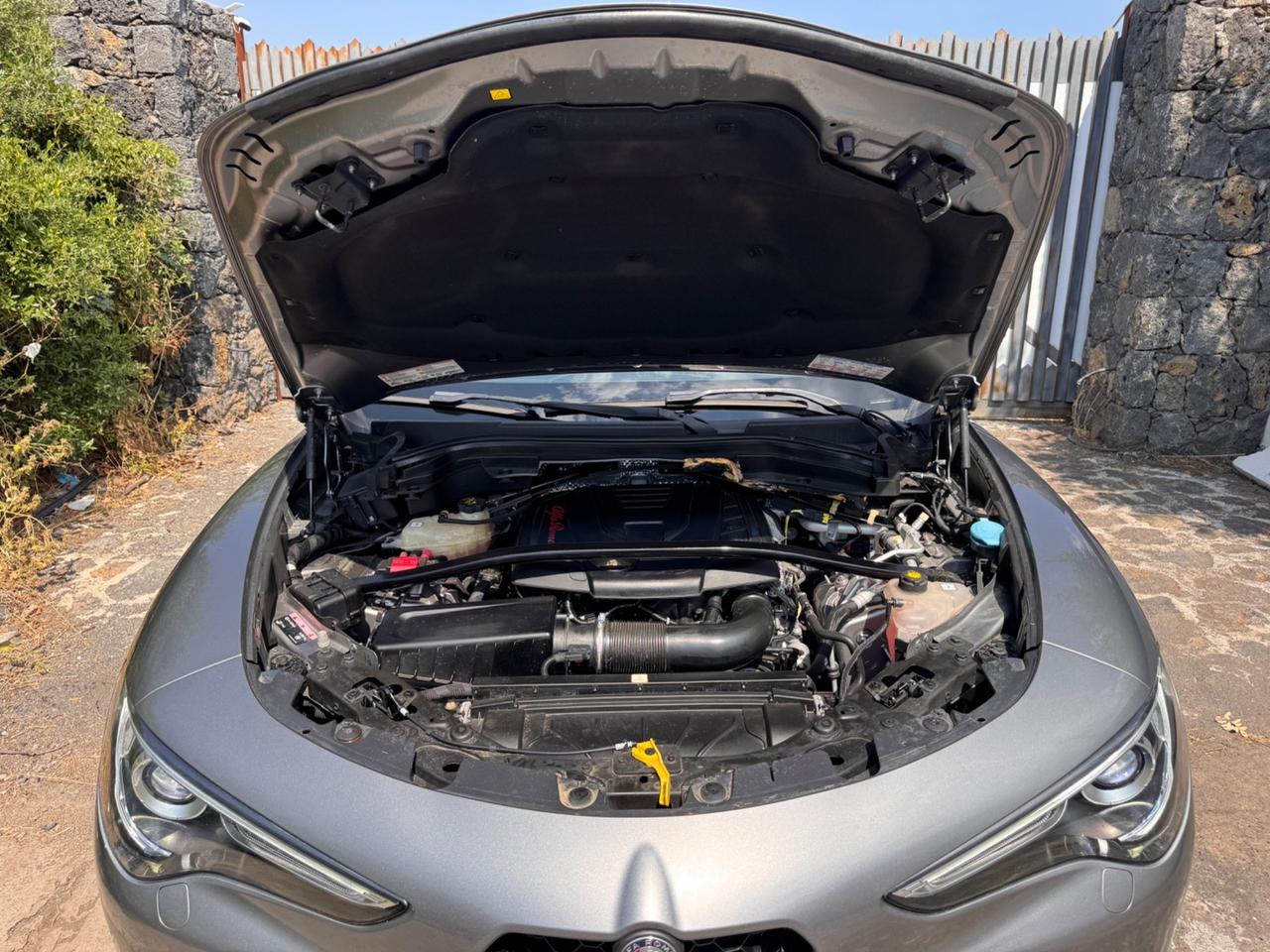 Alfa Romeo Stelvio 2.0 Turbo benzina 280cv