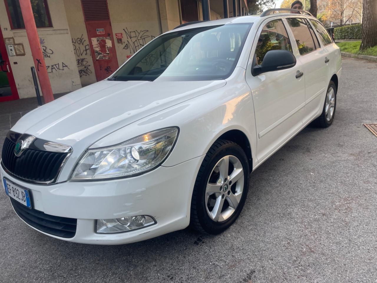 Skoda Octavia 1.6 TDI CR Pronta al uso