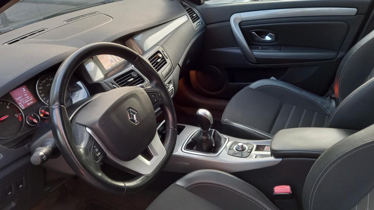 Renault Laguna 2.0 dCi 175CV SporTour Initiale ESM