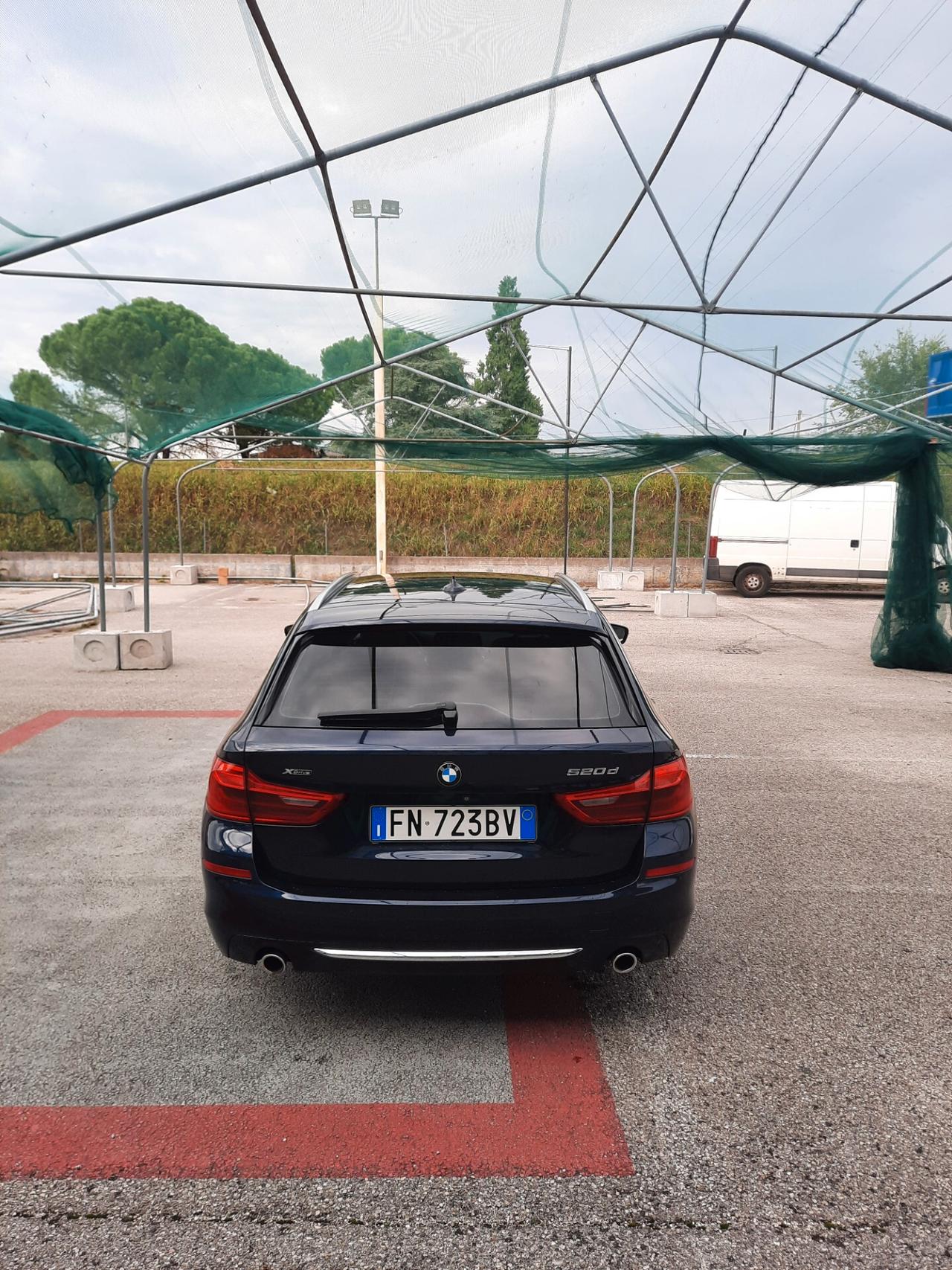 Bmw 520 520d xDrive Touring Luxury