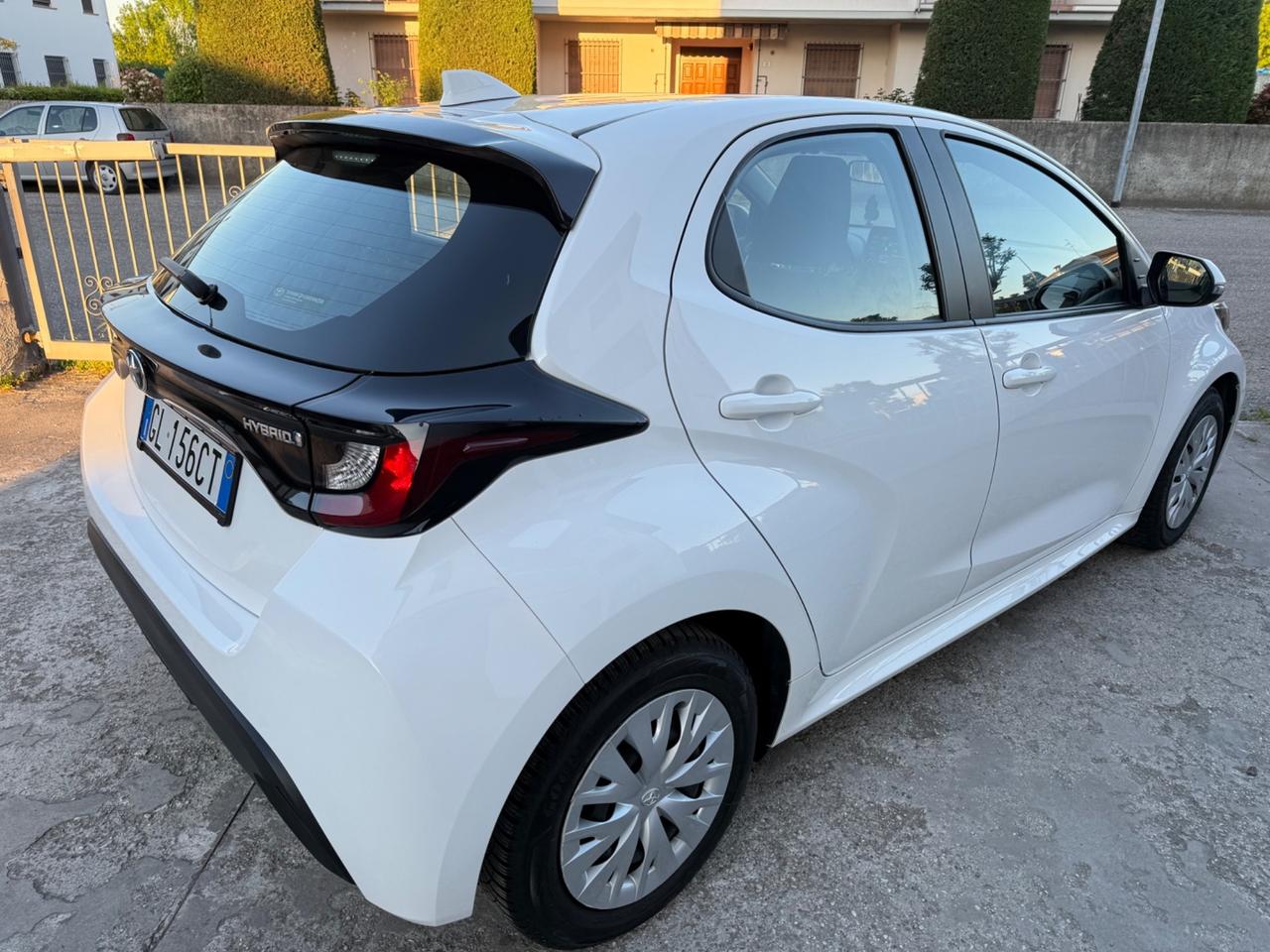 Toyota Yaris 1.5 Hybrid 5P. EURO 6D 2022 NEOPATENTATI