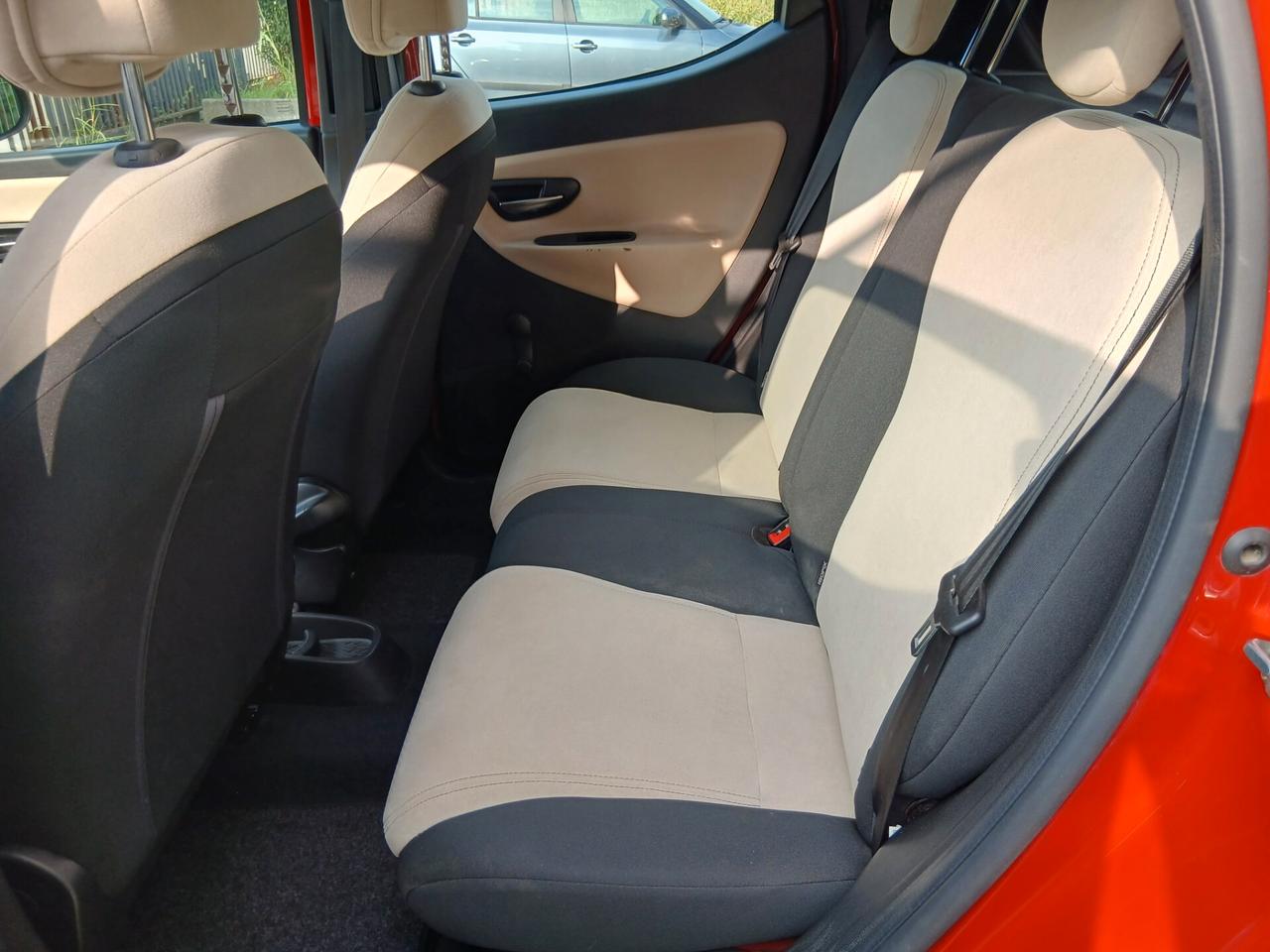 Lancia Ypsilon 1.2 69 CV 5 porte GPL Ecochic Platinum