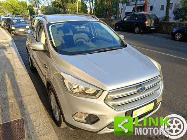 FORD Kuga 1.5 TDCI 120 CV S&S 2WD Powershift Business