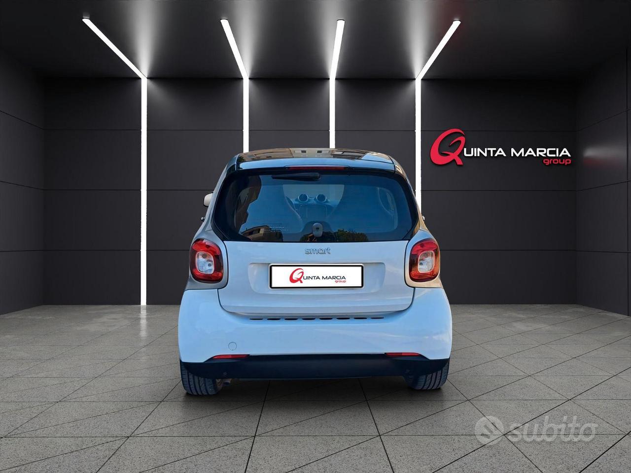 Smart Fortwo 1.0 71cv AUTOMATICA NAVI/CERCHI BLACK