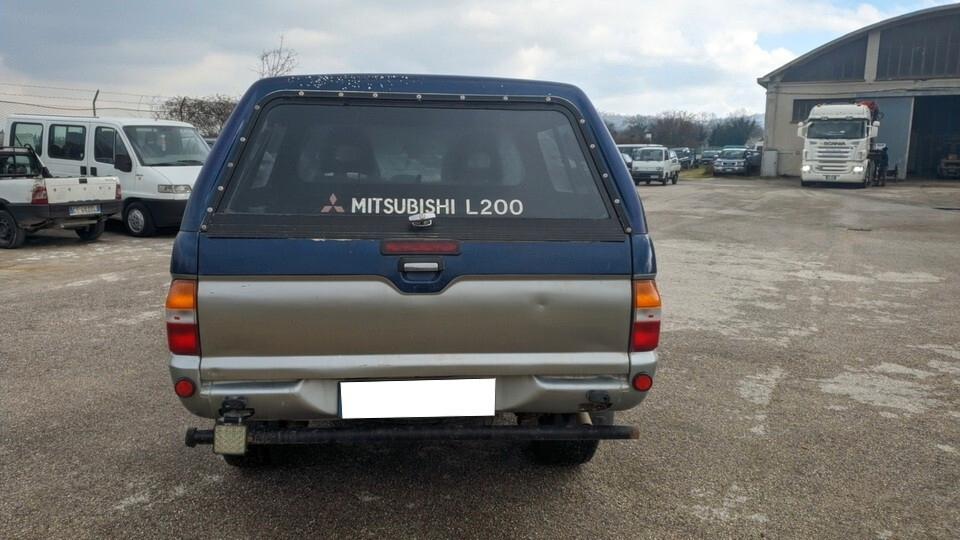 Mitsubishi L200 2.5 TDI 4WD 100CV R/D LOCK