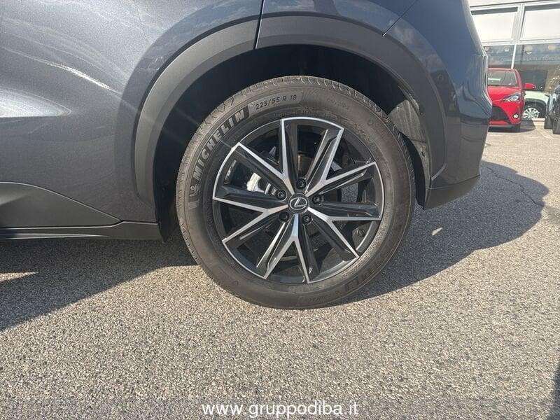 Lexus LBX 1.5H 2WD COOL MY24