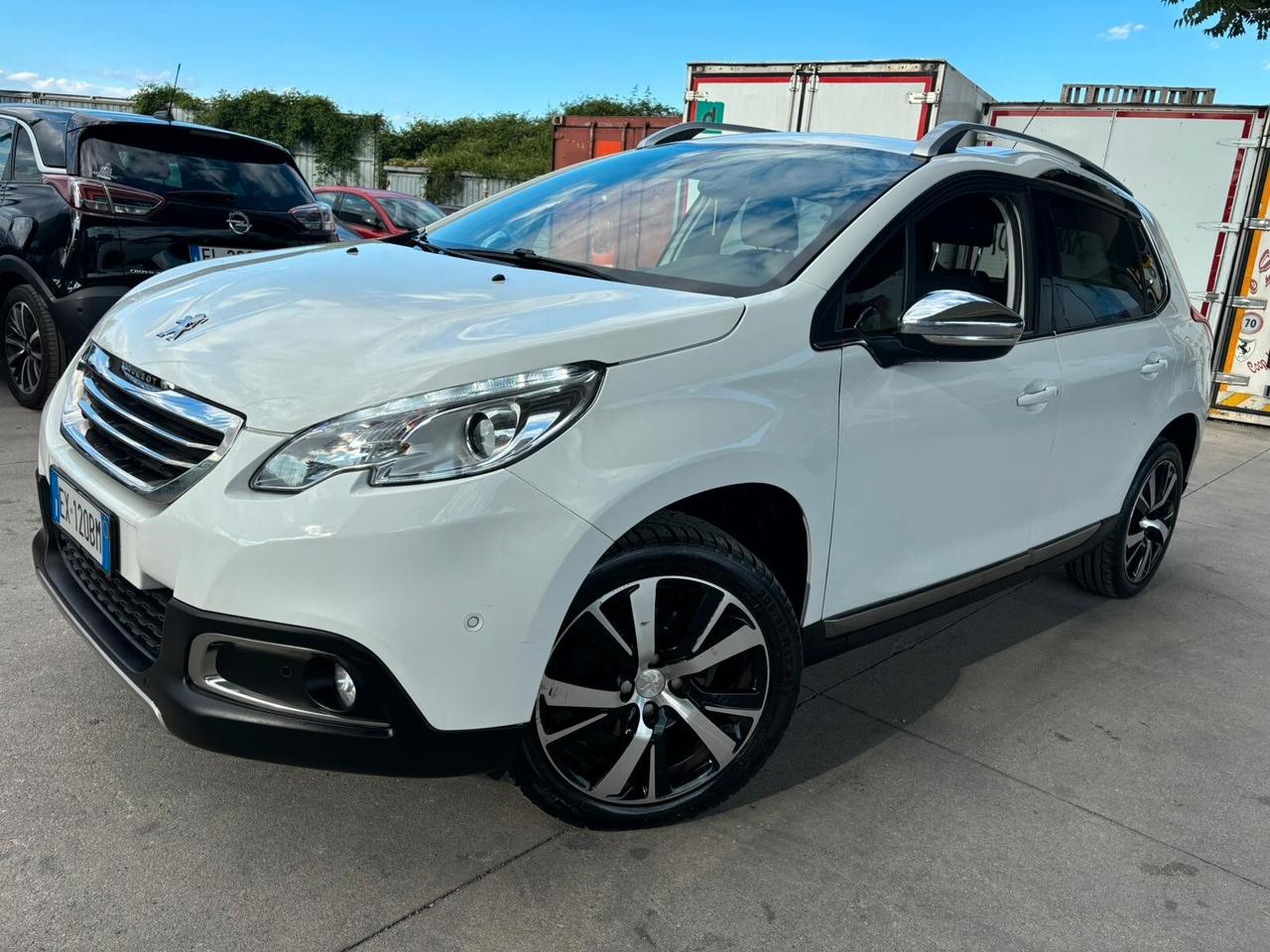 Peugeot 2008 1.6 e-HDi 115 CV Stop&Start Allure