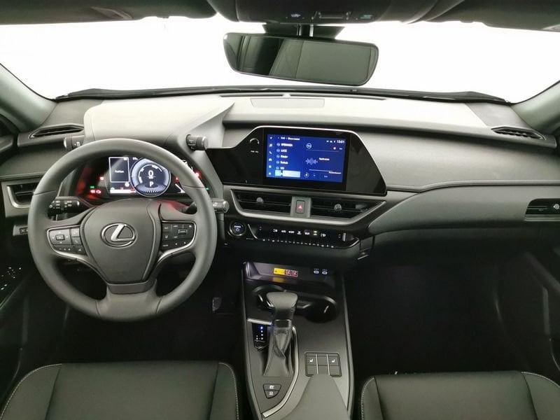 Lexus UX UX250H 2.0H ECVT 2WD DES MY23