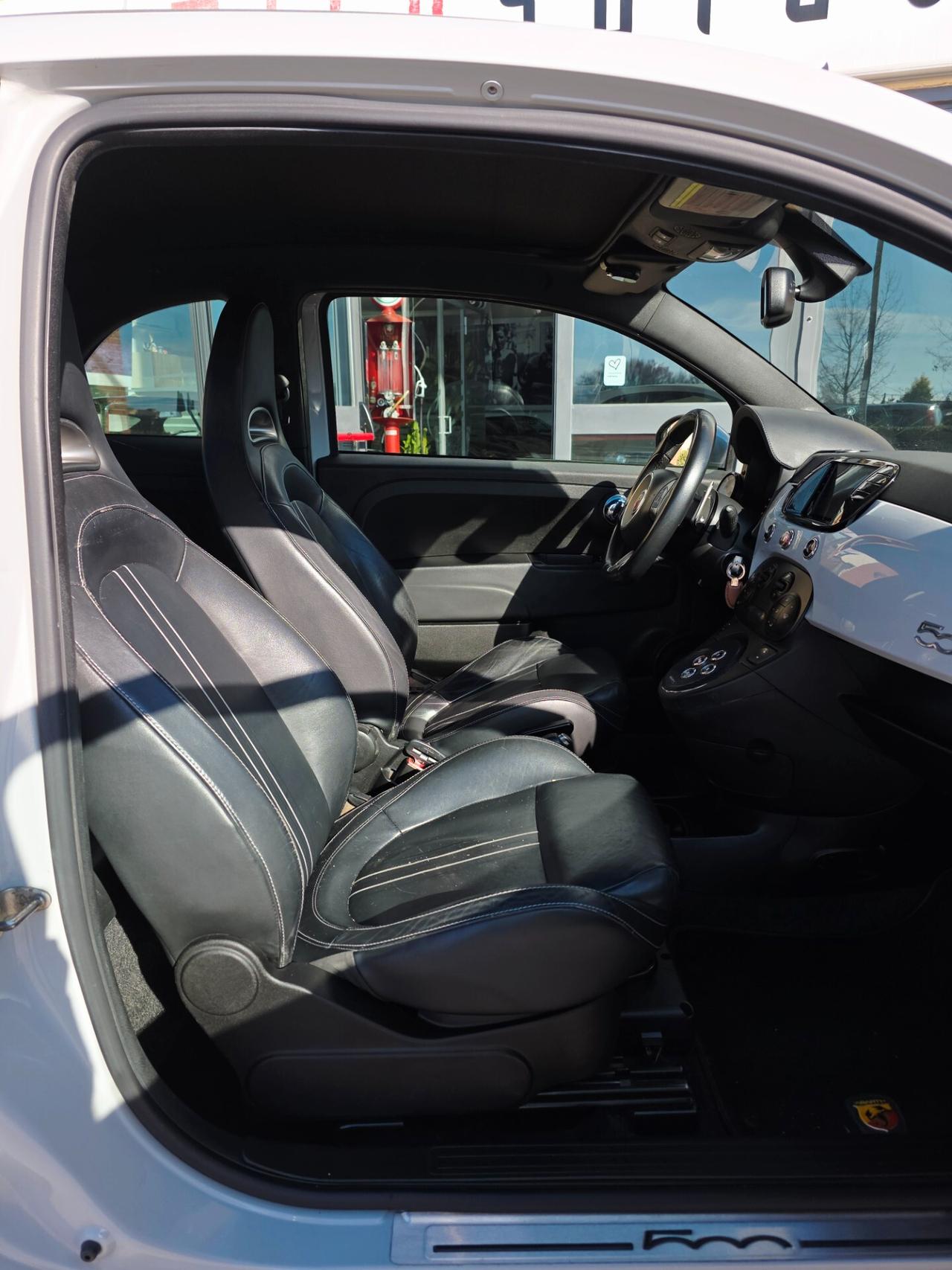 Abarth 500 C 1.4 Turbo T-Jet MTA tagliando e distribuzione fatta