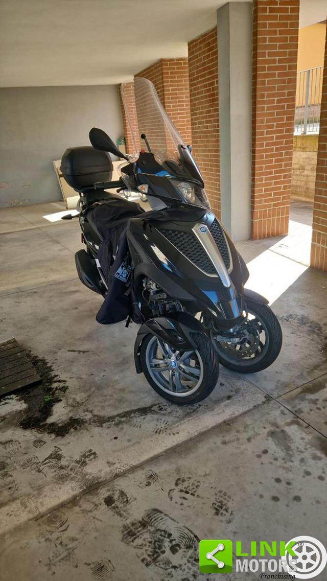 PIAGGIO MP3 LT 300 YOURBAN (unico proprietario)