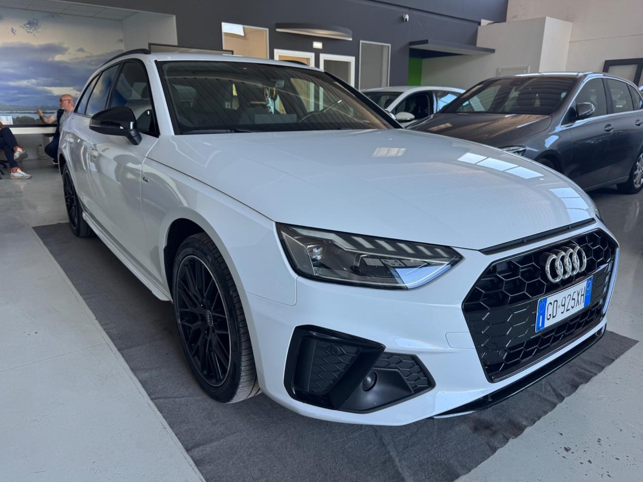 Audi A4 Avant 40 g-tron 2.0 AUT. S-line