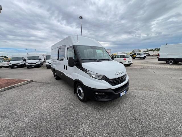 Iveco DAILY 35S16 V 7 posti