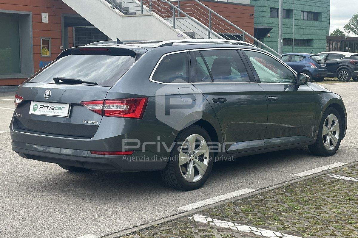 SKODA Superb 1.6 TDI DSG Wagon Executive