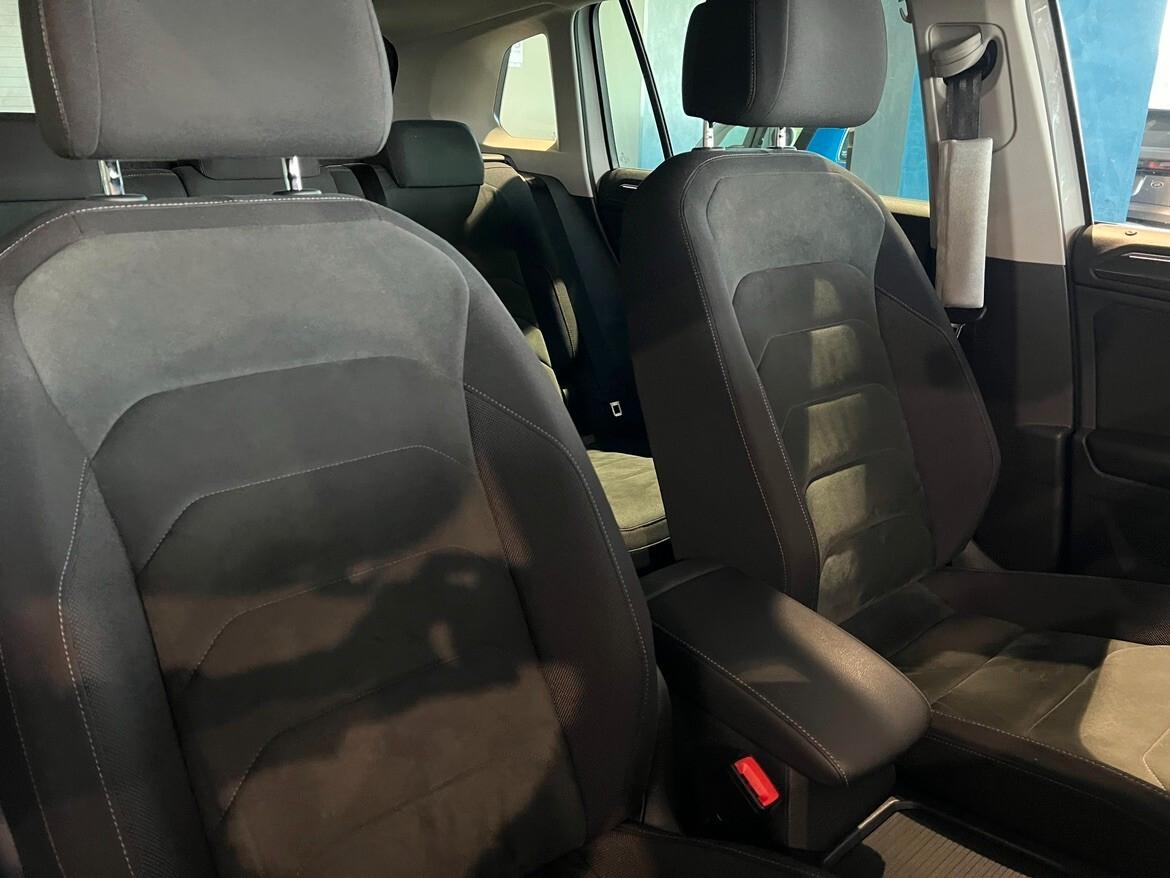 Volkswagen Tiguan 2.0 tdi Executive 4mot 150cv dsg App Conn Led 18"