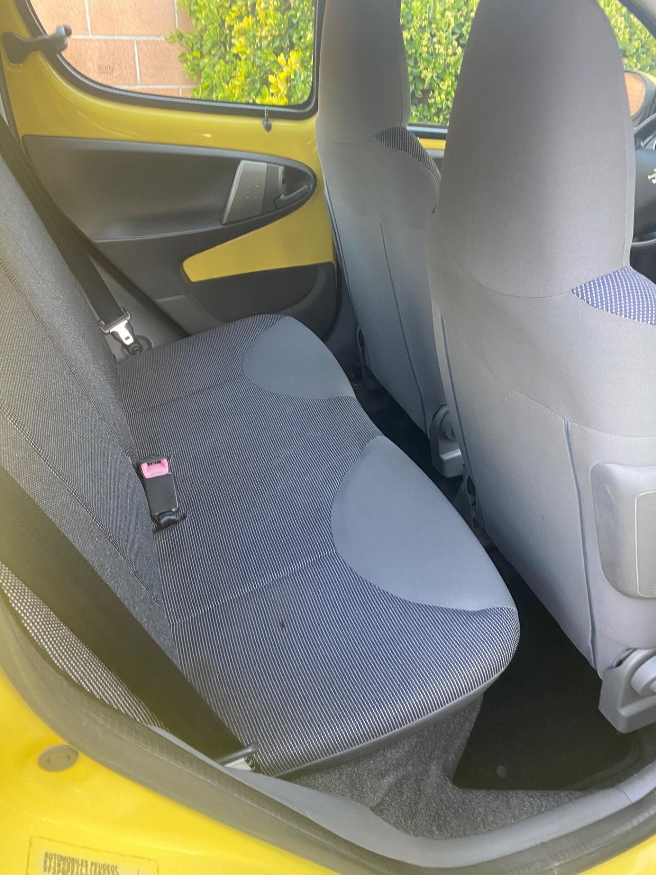 Peugeot 107 con soli 130mila km