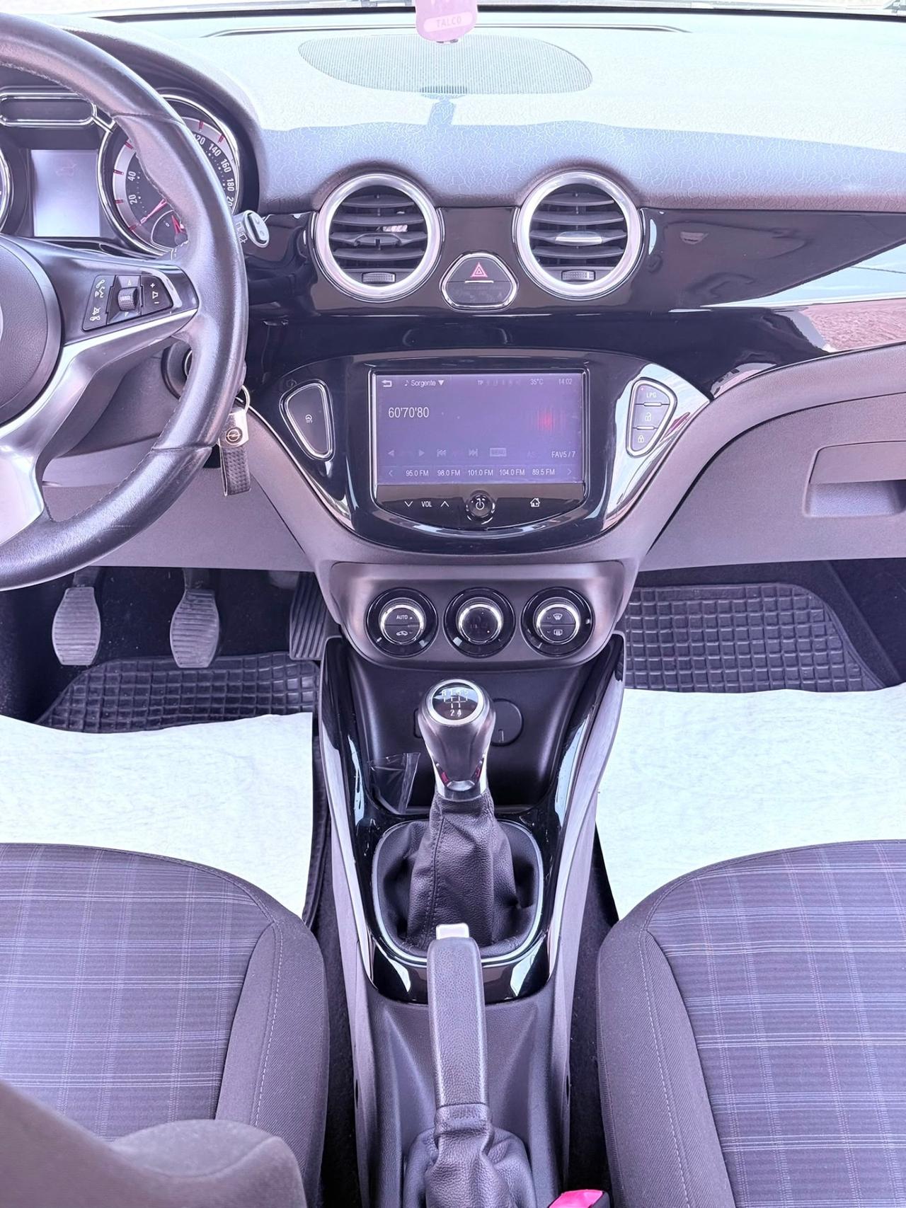 Opel Adam 1.4 87 CV GPL Ok neopatentati
