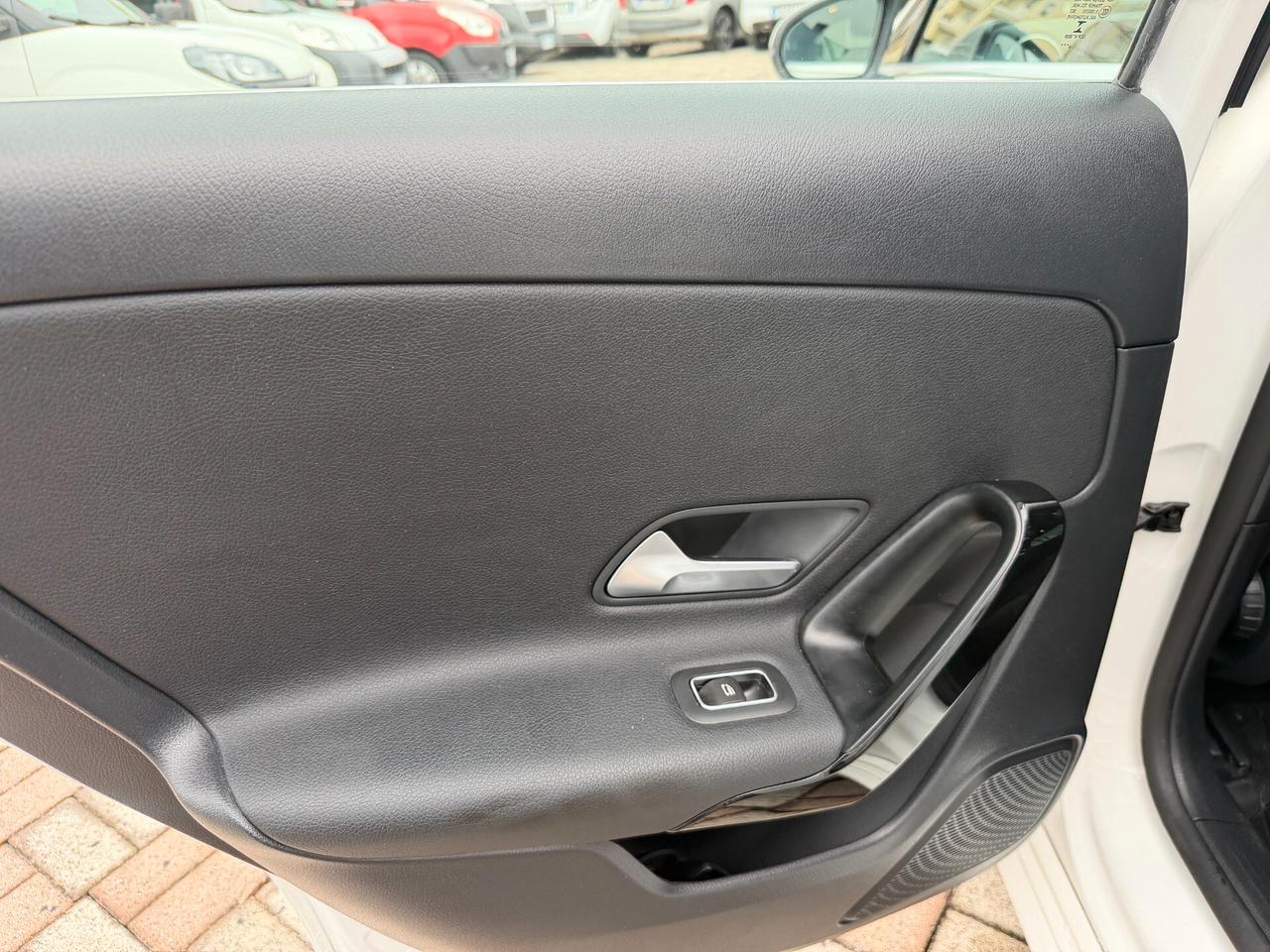 Mercedes-benz A 180 d Automatic Business Extra